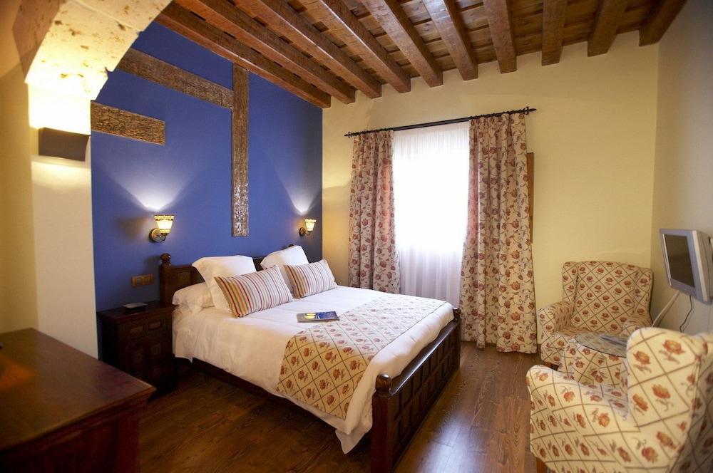 Ibersol La Casona De Andrea Hotel Tiedra Kültér fotó